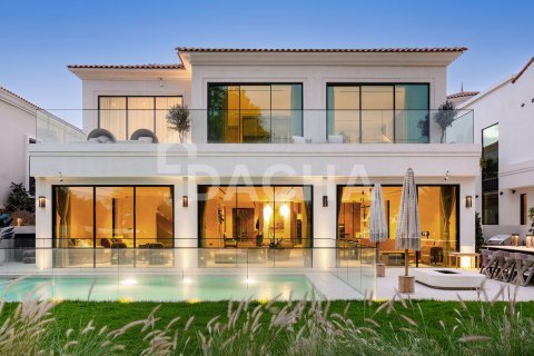 Vila di Jumeirah Golf Estates, Dubai, UAE 5 bilik tidur, 650 meter persegi № 721954