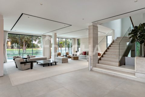 Vila v Jumeirah Golf Estates, Dubai, SAE 5 ložnice, 650 m² Č.: 721954 - fotografie 4