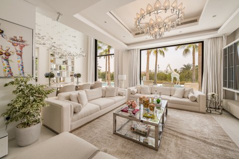 Vilă de vânzare în Jumeirah Islands, Dubai, EAU 7 dormitoare, 817.64 mp.  №762746 - poză 2