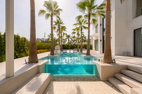 Vilă de vânzare în Jumeirah Islands, Dubai, EAU 7 dormitoare, 817.64 mp.  №762746 - poză 4