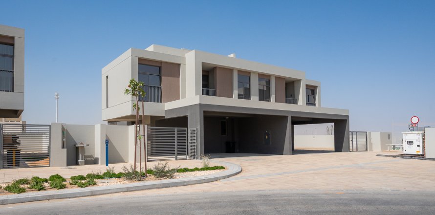 Townhouse i Dubai South (Dubai World Central), Dubai, UAE 4 soveværelser, 306.12 kvm № 762749