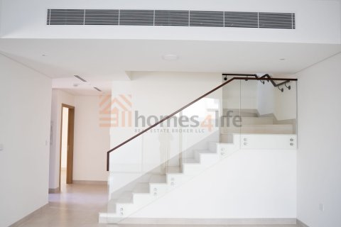 Townhouse in Arabian Ranches 3, Dubai, UAE 4 bedrooms, 249 sq.m. № 713709 - photo 7
