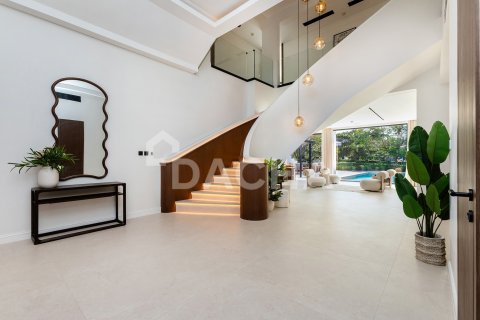 Villa til salg i Jumeirah Golf Estates, Dubai, UAE 5 soveværelser, 479 kvm № 714644 - foto 6