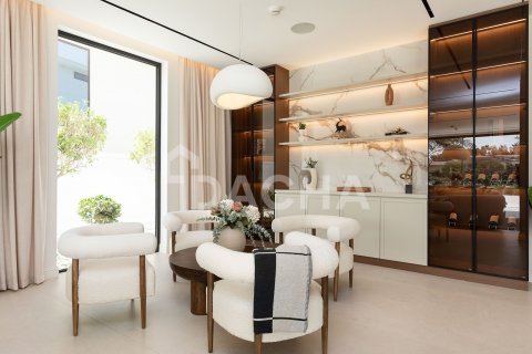 Villa til salg i Jumeirah Golf Estates, Dubai, UAE 5 soveværelser, 479 kvm № 714644 - foto 14