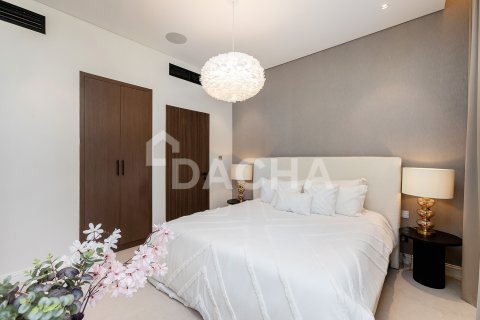 Villa til salg i Jumeirah Golf Estates, Dubai, UAE 5 soveværelser, 479 kvm № 714644 - foto 5