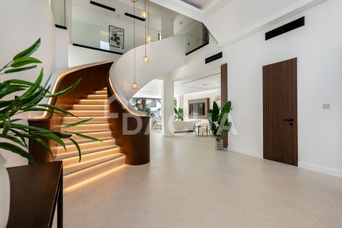 Villa til salg i Jumeirah Golf Estates, Dubai, UAE 5 soveværelser, 479 kvm № 714644 - foto 4