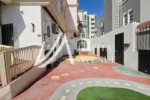 Muroor Area, Abu Dhabi, UAE의 임대용 빌라 1099.88제곱미터 번호 754571 - 사진 28