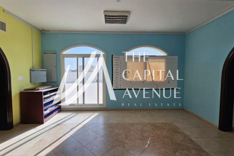 Muroor Area, Abu Dhabi, UAE의 임대용 빌라 1099.88제곱미터 번호 754571 - 사진 20