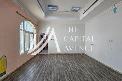 Muroor Area, Abu Dhabi, UAE의 임대용 빌라 1099.88제곱미터 번호 754571 - 사진 11