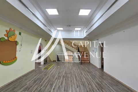 Muroor Area, Abu Dhabi, UAE의 임대용 빌라 1099.88제곱미터 번호 754571 - 사진 3