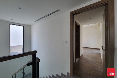 Villa sa Al Furjan, Dubai, UAE 4 silid-tulugan, 589.9 sq.m. № 631804 - larawan 8
