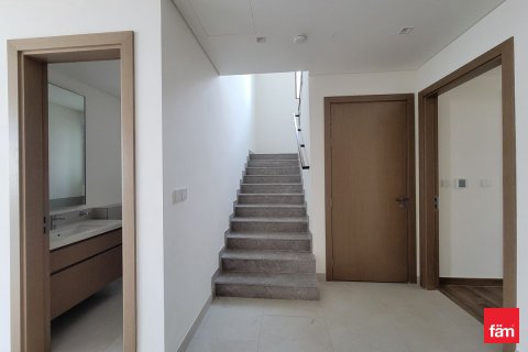 Villa sa Al Furjan, Dubai, UAE 4 silid-tulugan, 589.9 sq.m. № 631804 - larawan 18