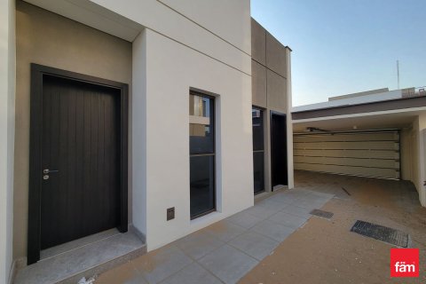Villa sa Al Furjan, Dubai, UAE 4 silid-tulugan, 589.9 sq.m. № 631804 - larawan 12