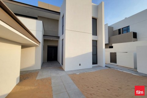Villa sa Al Furjan, Dubai, UAE 4 silid-tulugan, 589.9 sq.m. № 631804 - larawan 9