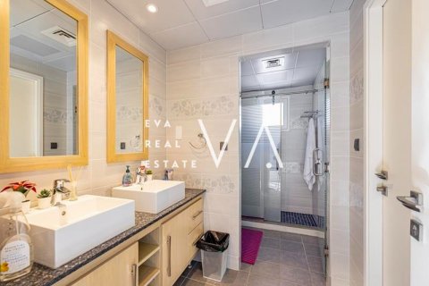 Vila di Greens, Dubai, UAE 4 bilik tidur, 777.48 meter persegi № 637644 - foto 12