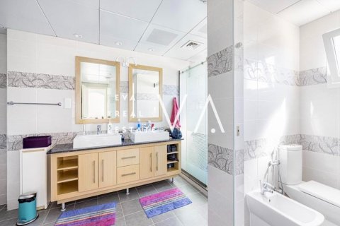 Vila di Greens, Dubai, UAE 4 bilik tidur, 777.48 meter persegi № 637644 - foto 9