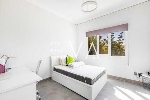 Vila di Greens, Dubai, UAE 4 bilik tidur, 777.48 meter persegi № 637644 - foto 10