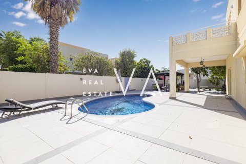 Vila di Greens, Dubai, UAE 4 bilik tidur, 777.48 meter persegi № 637644 - foto 18