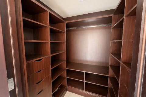 Old Town, Dubai, BAE’de kiralık daire 2 yatak odası, 119.1 m&sup2; No 750332 - fotoğraf 11