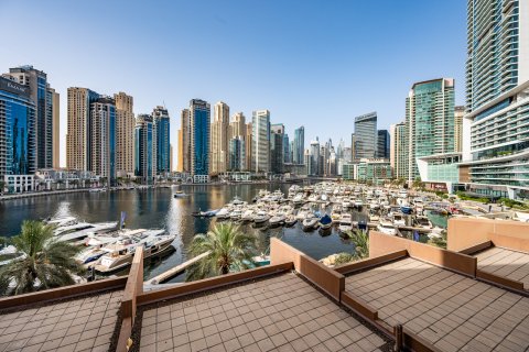 Apartment in Dubai Marina, UAE 2 bedrooms, 145.11 sq.m. № 750331 - photo 2