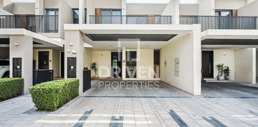 Řadový dům v Tilal Al Ghaf, Dubai, SAE 3 ložnice, 140.38 m² Č.: 745858