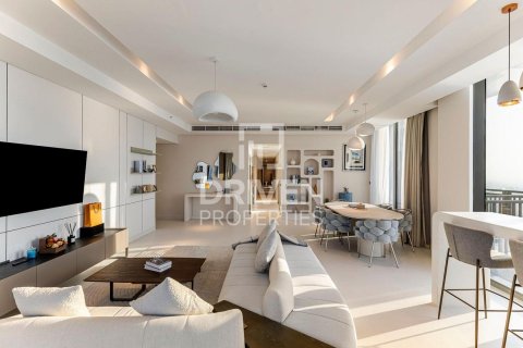 Apartment in Dubai Marina, Dubai, UAE 4 bedrooms, 343.28 sq.m. № 745859