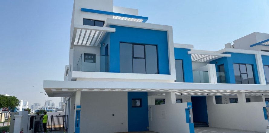 Rumah bandar di Dubai, UAE 5 bilik tidur, 215.1 meter persegi № 658991