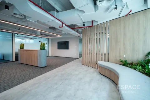Office in Barsha Heights (Tecom), Dubai, UAE 284 sq.m. № 650136 - photo 3