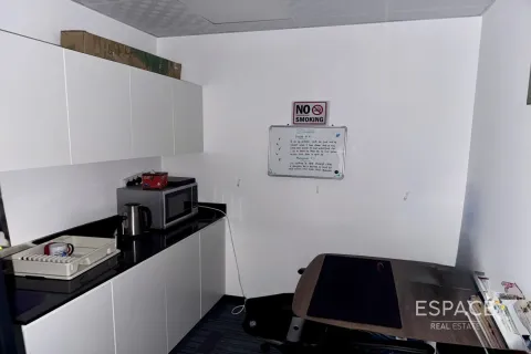 Office in Jumeirah Lake Towers, Dubai, UAE 133 sq.m. № 650139 - photo 9
