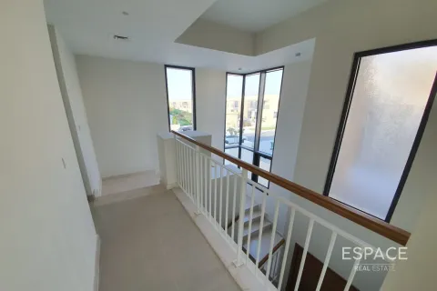 Townhouse in Dubai Hills Estate, UAE 4 bedrooms, 229 sq.m. № 650134 - photo 5