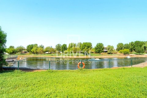 Villa en venta en DAMAC Hills (Akoya by DAMAC), Dubai, EAU 3 dormitorios, 251 m2 № 653014 - foto 22