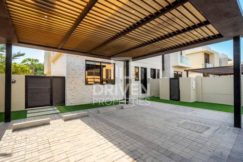 Villa en venta en DAMAC Hills (Akoya by DAMAC), Dubai, EAU 3 dormitorios, 251 m2 № 653014 - foto 16