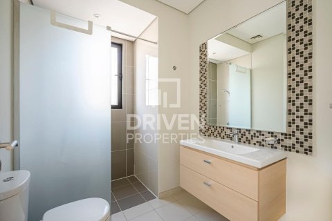 Villa en venta en DAMAC Hills (Akoya by DAMAC), Dubai, EAU 3 dormitorios, 251 m2 № 653014 - foto 14