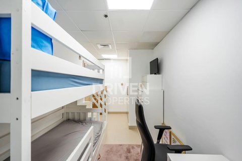 Apartmen di Jumeirah Lake Towers, Dubai, UAE 1 bilik tidur, 91 meter persegi № 653010 - foto 4