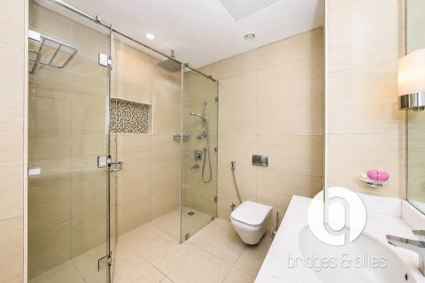 Apartment til leje i Downtown Dubai (Downtown Burj Dubai), Dubai, UAE 2 soveværelser, 140 kvm № 740871 - foto 18
