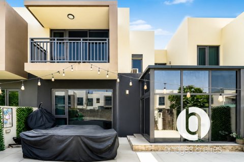 וילה ב Dubai Hills Estate, Dubai, איחוד האמירויות 3 חדרי שינה, 209 מ