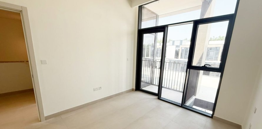 Kamienica w Mudon, Dubai, ZEA 3 sypialnie, 175 mkw. nr 738706