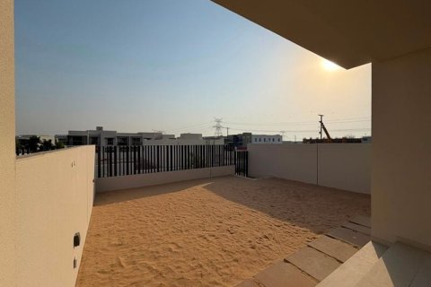 טאונהאוס להשכרה ב Jebel Ali, Dubai, איחוד האמירויות  4 חדרי שינה, 252 מ"ר, מספר 738708 - תמונה 9