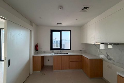 خانه شهری در Jebel Ali، Dubai ، امارات متحده عربی 4 خوابه ، 252 متر مربع.  شماره 738708