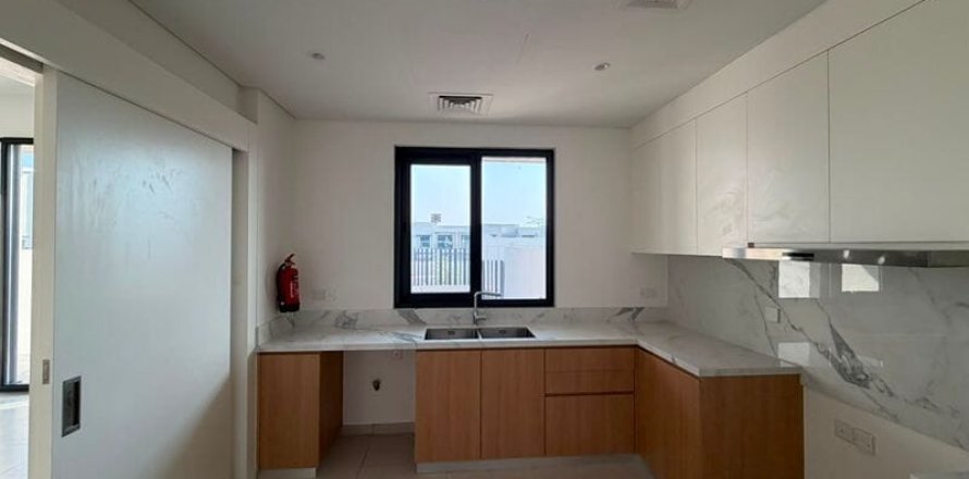 טאונהאוס ב Jebel Ali, Dubai, איחוד האמירויות 4 חדרי שינה, 252 מ"ר מספר 738708