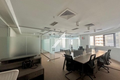 Biuro do wynajęcia w Dubai, ZEA 66.1 mkw., nr 662078 - zdjęcie 1