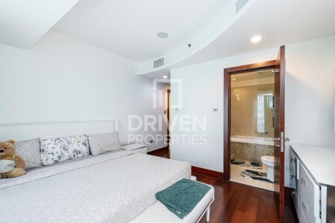 Apartament na sprzedaż w World Trade Center, Dubai, ZEA 2 sypialnie, 196 mkw., nr 653646 - zdjęcie 6