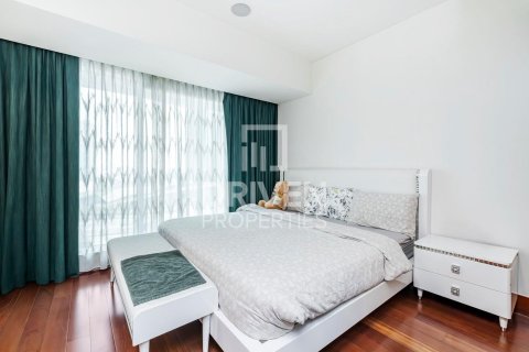 Apartament na sprzedaż w World Trade Center, Dubai, ZEA 2 sypialnie, 196 mkw., nr 653646 - zdjęcie 5