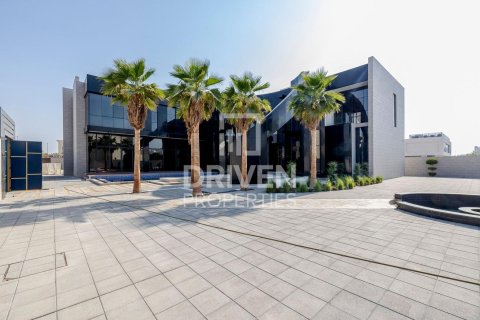 Vila di Al Barsha, Dubai, UEA 6 kamar tidur, 2148 m2 nomor 653648 - foto 1