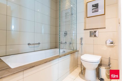 Apartament në Business Bay, Dubai, Emiratet e Bashkuara Arabe 2 dhoma gjumi, 128.9 m2. № 669990 - Foto 13