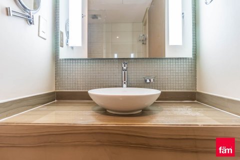 Apartament në Business Bay, Dubai, Emiratet e Bashkuara Arabe 2 dhoma gjumi, 128.9 m2. № 669990 - Foto 15