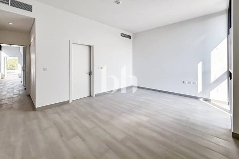 Villa para venda em Tilal City, Sharjah, EAU 5 quartos, 654 m2 № 642882 - foto 11
