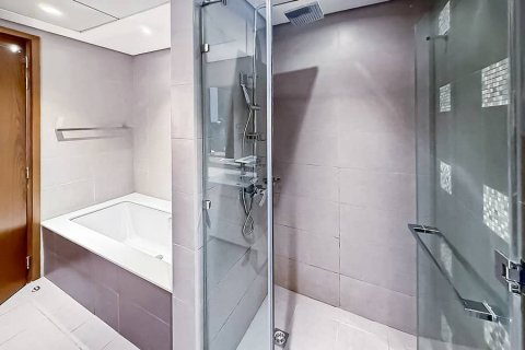 דירה למכירה ב Business Bay, Dubai, איחוד האמירויות  2 חדרי שינה, 141 מ"ר, מספר 642884 - תמונה 13