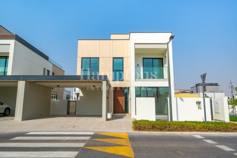 Villa itt: Arabian Ranches 3, Dubai, EAE, 4 hálószoba, 458.56920800 m², azonosító: 669287 - fénykép 11