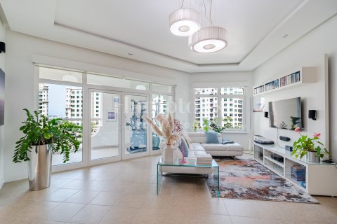 آپارتمان برای اجاره در Palm Jumeirah، Dubai، امارات متحده عربی 3 خوابه ، 204.56961891 متر مربع ، شماره 669288 - تصویر 1